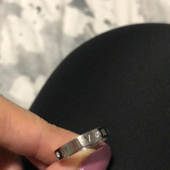 Silver Roman numeral ring - Picture 5 of 5